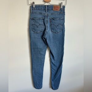 Levi's 721 Skinny High Rise Denim